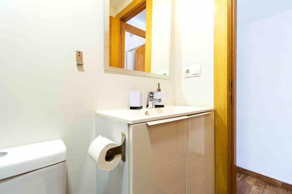 バレンシアAcogedor Duplex Con Terraza Interior En La Playaアパートメント エクステリア 写真