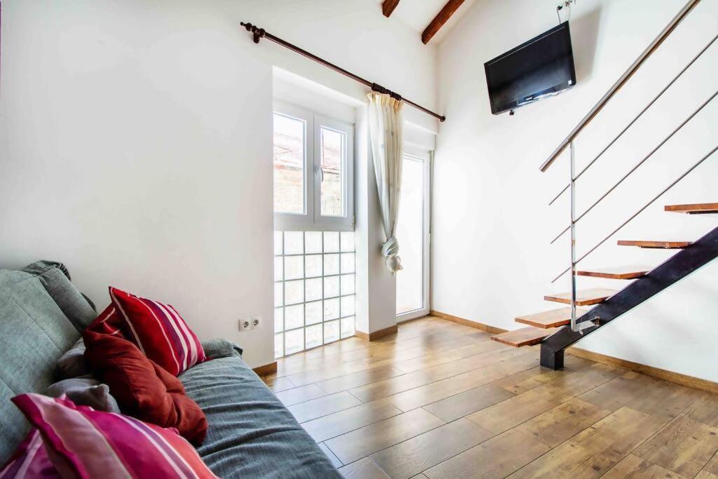 バレンシアAcogedor Duplex Con Terraza Interior En La Playaアパートメント エクステリア 写真